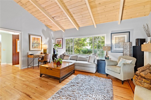 Detail Gallery Image 7 of 46 For 121 Greenbrier Dr, Aptos,  CA 95003 - 4 Beds | 2/1 Baths