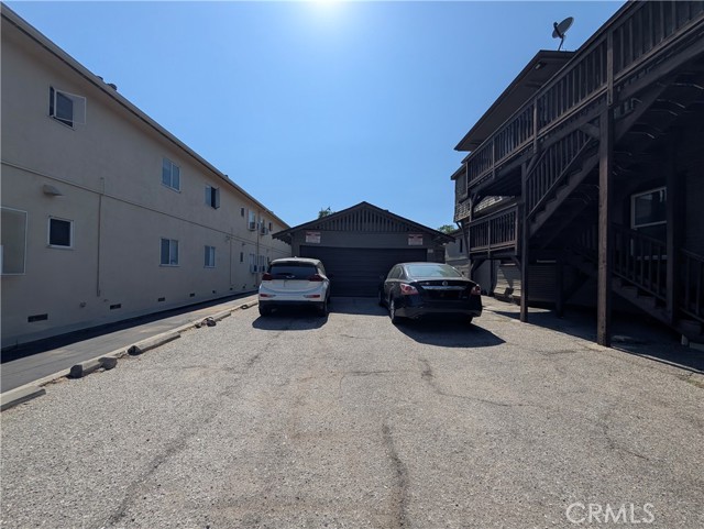 325 S Los Robles Avenue, Pasadena CA: https://media.crmls.org/medias/f41905bf-fbb8-4d73-93dc-307d04509a5d.jpg