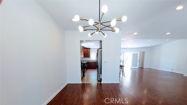 19100 Bessemer Street, Tarzana CA: https://media.crmls.org/medias/f41980ac-bb99-4330-b1dc-fba3d798fa3f.jpg