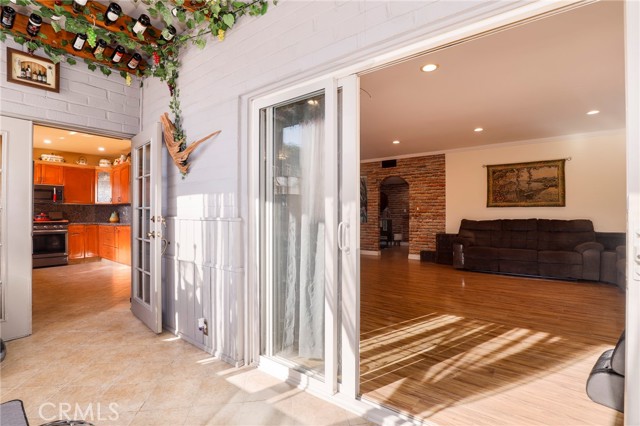 Detail Gallery Image 16 of 30 For 531 N Rossmore Ave #202,  Los Angeles,  CA 90004 - 2 Beds | 2 Baths
