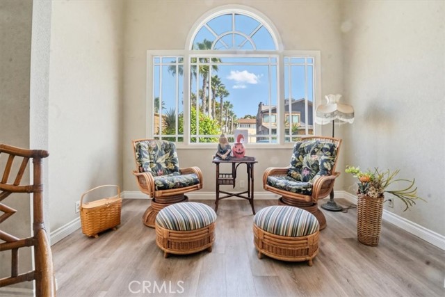 Detail Gallery Image 19 of 57 For 100 Electric Avenue, Seal Beach,  CA 90740 - 4 Beds | 3 Baths