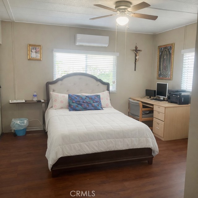 Detail Gallery Image 4 of 8 For 175 N Manzanita Ct, San Jacinto,  CA 92582 - 2 Beds | 2 Baths