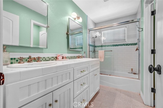 Detail Gallery Image 45 of 65 For 11872 Reagan, Los Alamitos,  CA 90720 - 4 Beds | 5 Baths