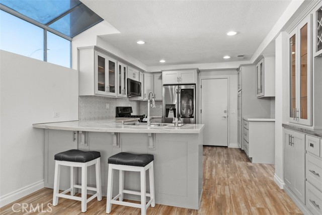 Detail Gallery Image 3 of 25 For 33541 Spin Drift Ct, Dana Point,  CA 92629 - 3 Beds | 2/1 Baths