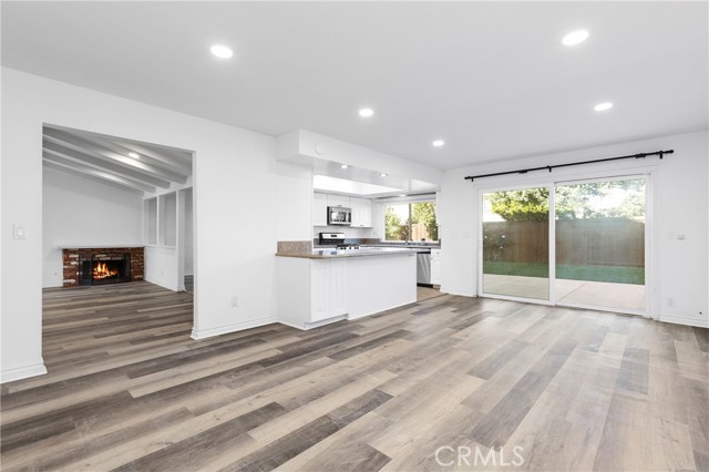 Detail Gallery Image 21 of 26 For 7 Chattanooga, Irvine,  CA 92620 - 4 Beds | 3 Baths