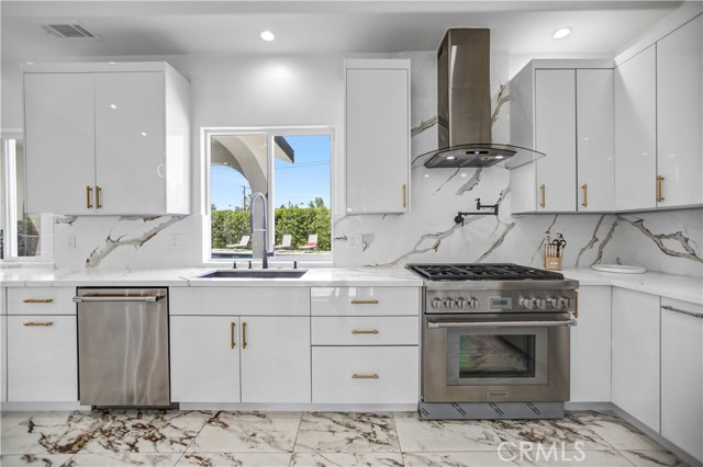Image 10 of 33 For 9743 Monogram Avenue