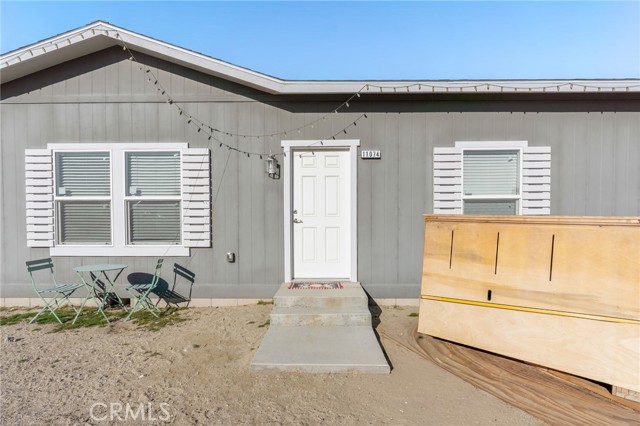 Detail Gallery Image 2 of 26 For 11074 Redwood, Pinon Hills,  CA 92372 - 4 Beds | 2 Baths