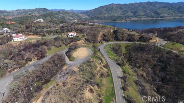 951 Rubicon Drive, Ukiah CA: https://media.crmls.org/medias/f41c3827-f86e-48a9-8201-0d120a7f032e.jpg