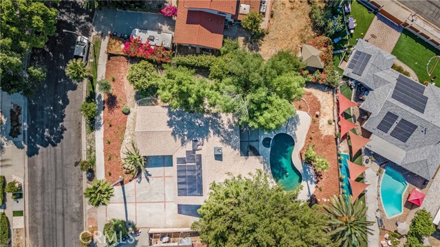 22137 Gresham Street, West Hills CA: https://media.crmls.org/medias/f41cc1a5-8c12-4cbb-9a3a-cb049c1bbee9.jpg