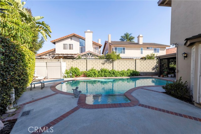 Detail Gallery Image 24 of 40 For 5842 Crestview, La Palma,  CA 90623 - 4 Beds | 2/1 Baths