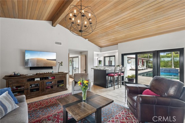 2718 Via Victoria, Palos Verdes Estates CA: https://media.crmls.org/medias/f41e6502-0871-4ffa-aee3-b8be2e653d26.jpg