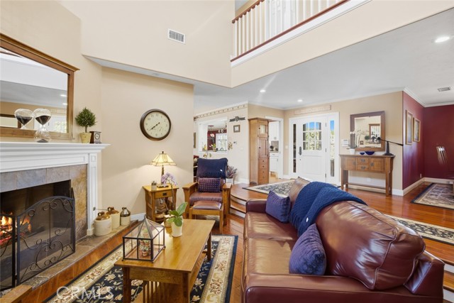 Detail Gallery Image 11 of 53 For 2033 Holiday, Newport Beach,  CA 92660 - 5 Beds | 7/1 Baths