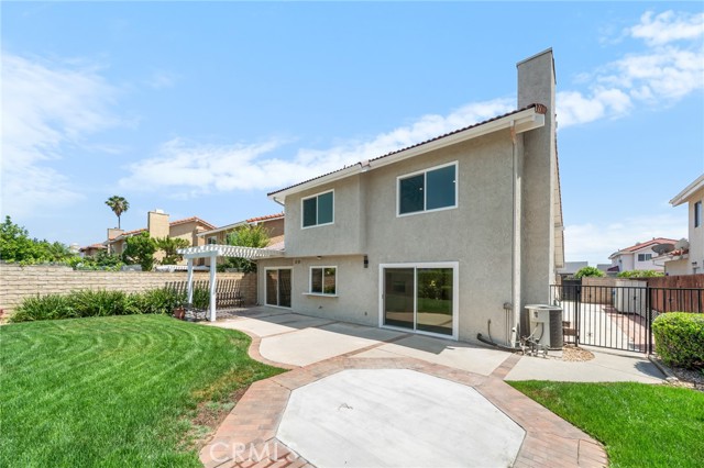 19735 Blythe Street, Winnetka CA: https://media.crmls.org/medias/f41e77ac-ee38-48f6-8dd1-ff85baf35aab.jpg
