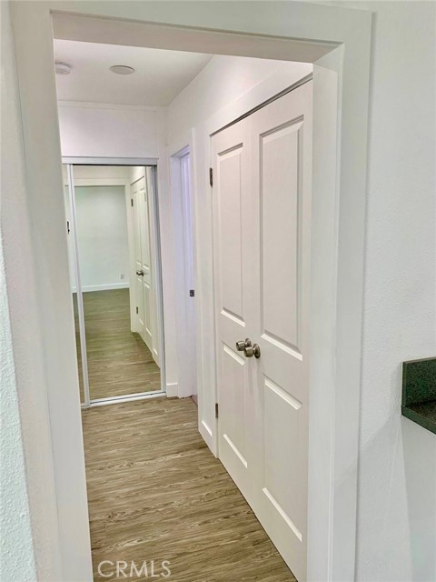 Detail Gallery Image 8 of 12 For 18307 Burbank Bld #231,  Tarzana,  CA 91356 - 1 Beds | 1 Baths