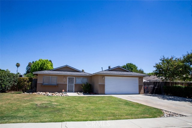 Detail Gallery Image 1 of 1 For 5400 Sage Dr, Bakersfield,  CA 93309 - 3 Beds | 2 Baths