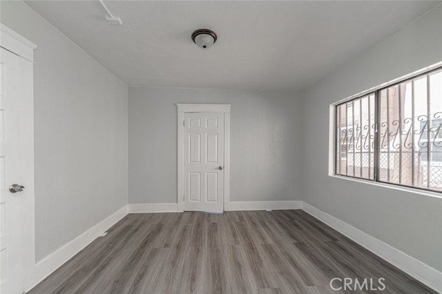 2677 Roseview Avenue, Los Angeles CA: https://media.crmls.org/medias/f41ef654-71c0-45af-890a-fc9d765e8eac.jpg
