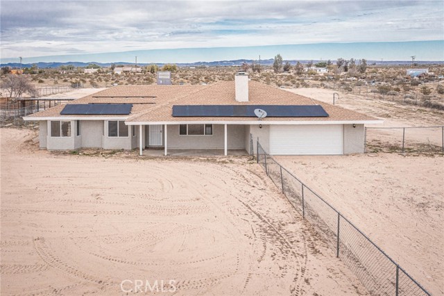 Detail Gallery Image 5 of 50 For 46334 Alamosa, Newberry Springs,  CA 92365 - 4 Beds | 3 Baths