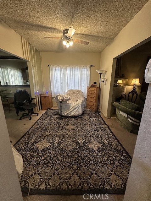 Detail Gallery Image 6 of 13 For 15051 Sherman, Van Nuys,  CA 91405 - 2 Beds | 2 Baths