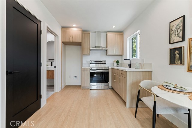 8840 Valjean Avenue, North Hills CA: https://media.crmls.org/medias/f4231fd1-3f2f-4ba6-82cc-5c2a67192b50.jpg