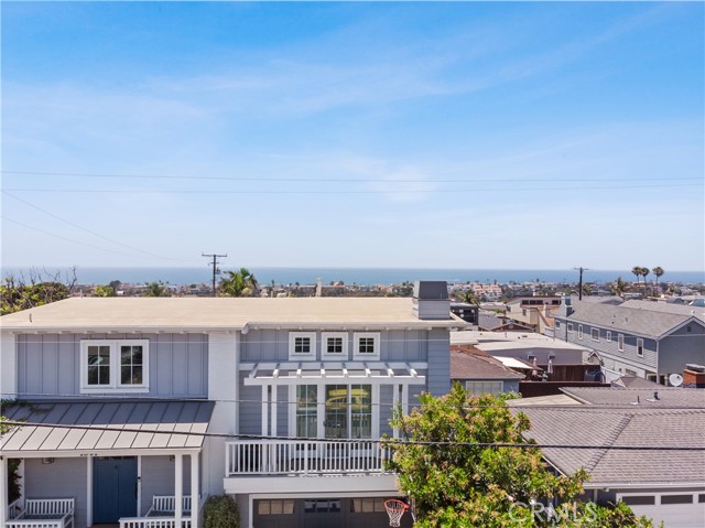 1802 Hillcrest Drive, Hermosa Beach, California 90254, 3 Bedrooms Bedrooms, ,2 BathroomsBathrooms,Residential,Sold,Hillcrest,SB23136288