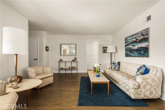 Detail Gallery Image 12 of 53 For 943 E Everett Place, Orange,  CA 92867 - 2 Beds | 2 Baths