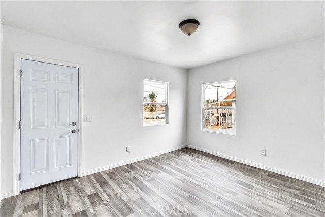 Detail Gallery Image 14 of 22 For 4339 E 1st, East Los Angeles,  CA 90022 - 3 Beds | 3 Baths