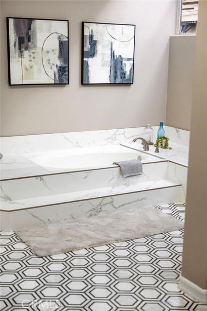 Detail Gallery Image 36 of 44 For 6230 Napoli Ct, Long Beach,  CA 90803 - 4 Beds | 4 Baths