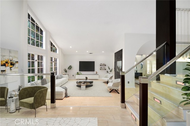 3757 Coldstream, Tarzana CA: https://media.crmls.org/medias/f42635dc-2cbe-4669-bff4-a15eafd78fad.jpg