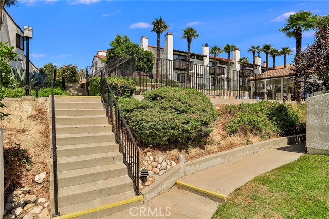 Detail Gallery Image 40 of 46 For 174 Jeranios Ct, Thousand Oaks,  CA 91362 - 2 Beds | 2/1 Baths