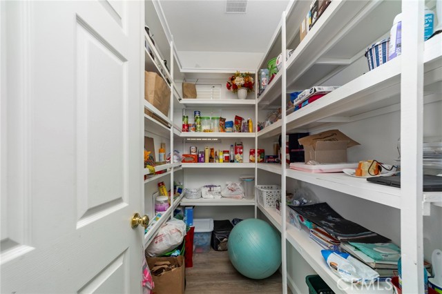 Detail Gallery Image 34 of 43 For 31941 Hollyhock, Lake Elsinore,  CA 92532 - 3 Beds | 2/1 Baths