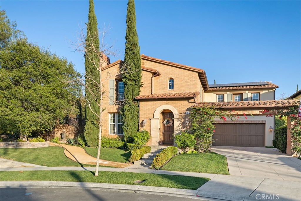 Casual California Elegance! This Delightful and Inviting Covenant Hills Pool Home, Brings it Big-Time!