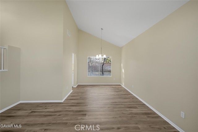 Detail Gallery Image 3 of 40 For 2812 Minford, Lancaster,  CA 93536 - 4 Beds | 3 Baths