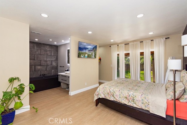 Detail Gallery Image 20 of 31 For 2105 Oxford Ave, Claremont,  CA 91711 - 4 Beds | 3 Baths