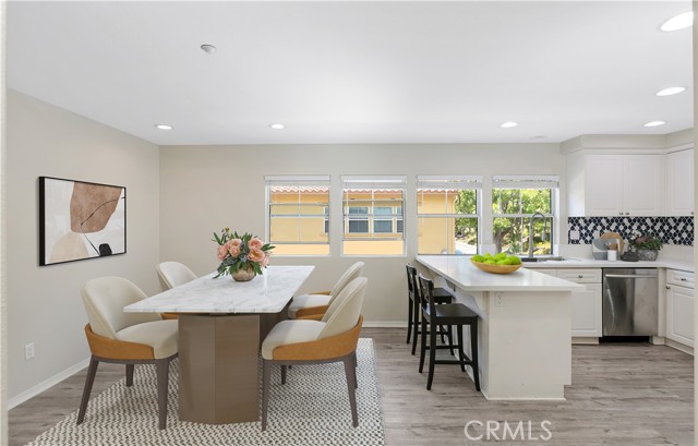 Detail Gallery Image 10 of 45 For 36 Chula Vista #109,  Irvine,  CA 92602 - 3 Beds | 2/1 Baths
