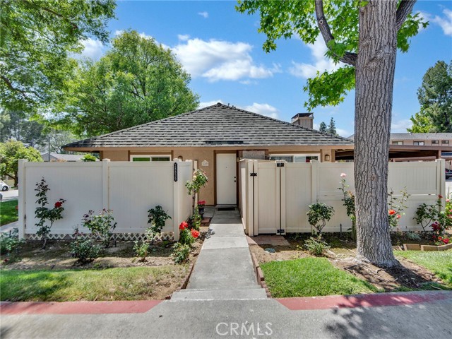 28839 Conejo View Drive, Agoura Hills CA: https://media.crmls.org/medias/f4288737-0e42-4064-b0e6-fa5c100370e7.jpg