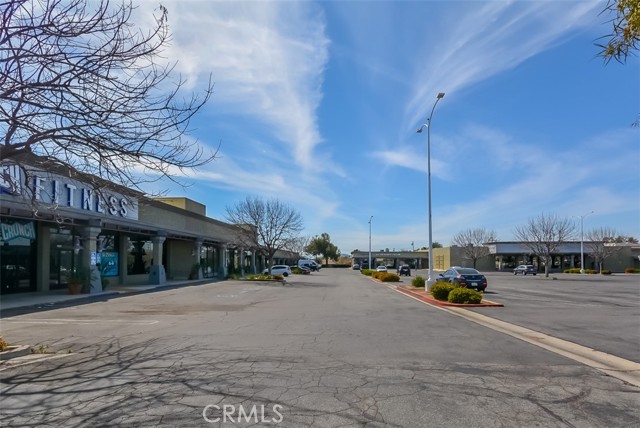 1295 S State Street, Hemet, California 92543, ,Commercial Sale,For Sale,1295 S State Street,CRAR21238032