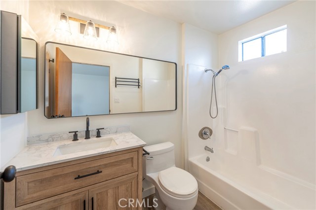 Detail Gallery Image 31 of 38 For 18324 Mansel Ave, Redondo Beach,  CA 90278 - 3 Beds | 2 Baths