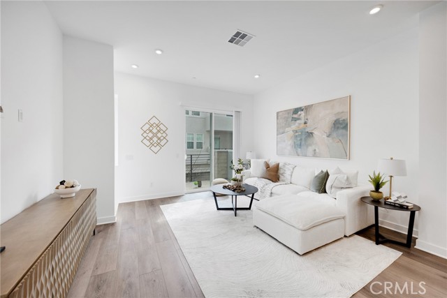 Detail Gallery Image 12 of 24 For 1611 W Cara Dr, Anaheim,  CA 92805 - 3 Beds | 3/1 Baths