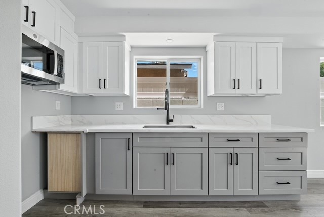 22020 PIONEER Boulevard, Hawaiian Gardens CA: https://media.crmls.org/medias/f42dc4ed-6bcc-4aee-9050-ed0026c96cff.jpg