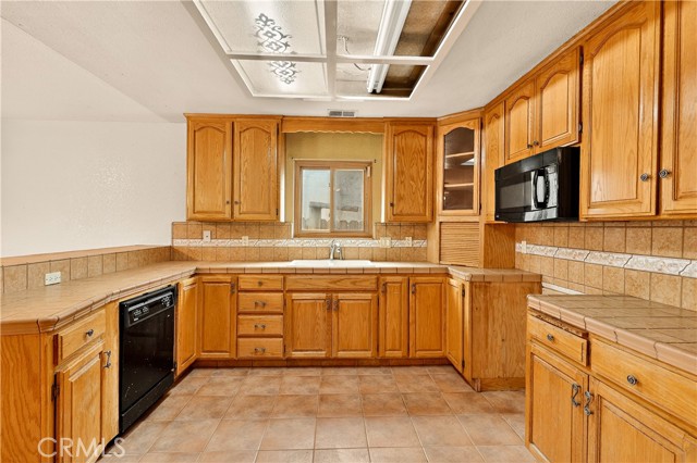 Detail Gallery Image 6 of 35 For 1435 Hammatt, Livingston,  CA 95334 - 4 Beds | 2 Baths