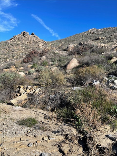 Detail Gallery Image 15 of 16 For 29620 Broadview, Lake Mathews,  CA 92570 - – Beds | – Baths