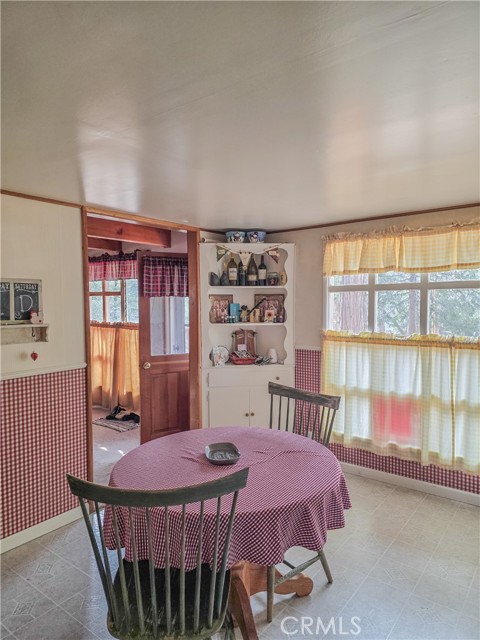 Detail Gallery Image 15 of 31 For 52745 Sylvan Way, Idyllwild,  CA 92549 - 2 Beds | 1 Baths