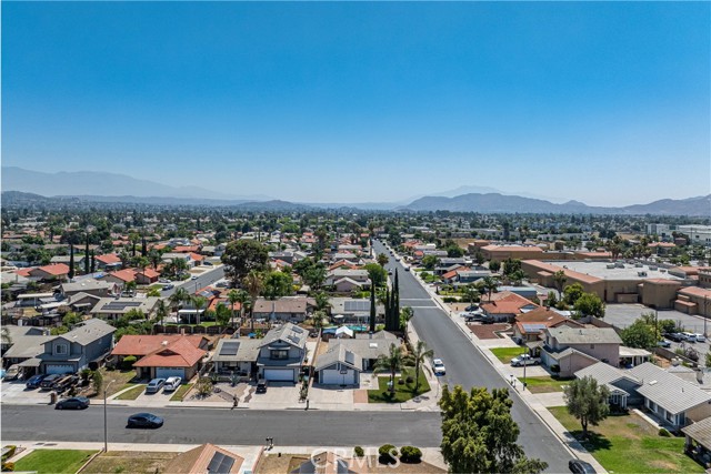Detail Gallery Image 28 of 36 For 13848 Golden Eagle Ct, Moreno Valley,  CA 92553 - 3 Beds | 3 Baths