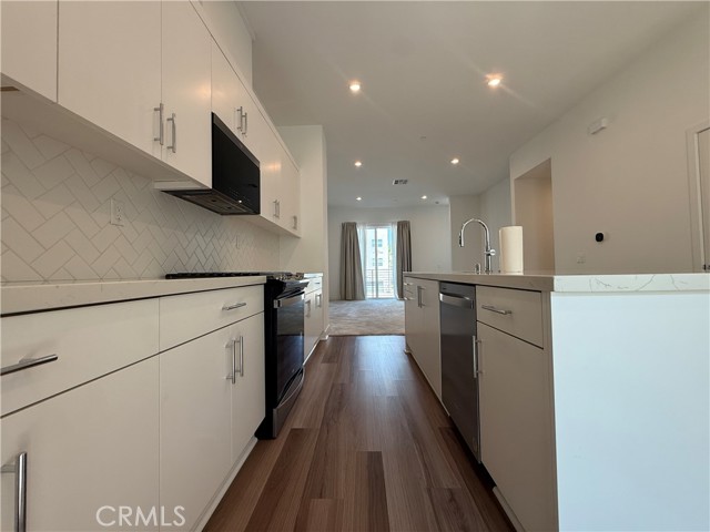 1118 W Bushell Street, Anaheim CA: https://media.crmls.org/medias/f430e2c5-a754-46fa-a275-09ec7b8ed84a.jpg