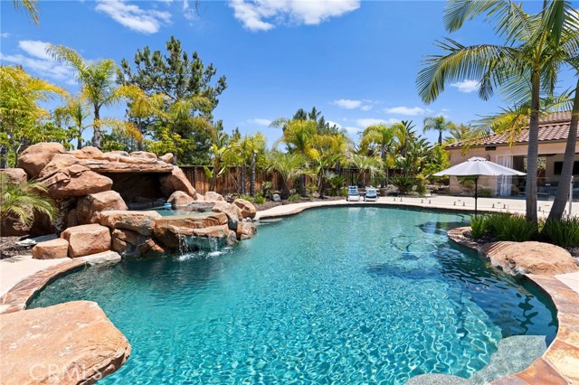 Image 58 of 48 For 15020 Applewood Court