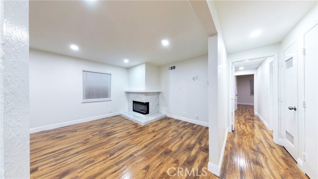 Detail Gallery Image 9 of 29 For 2315 E Alden, Anaheim,  CA 92806 - 4 Beds | 3 Baths