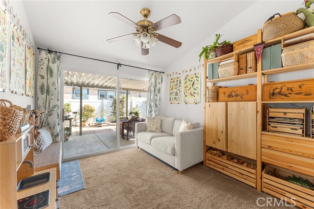 Detail Gallery Image 6 of 40 For 140 W Pioneer #133,  Redlands,  CA 92374 - 2 Beds | 2 Baths