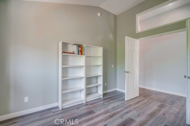 Detail Gallery Image 20 of 31 For 10025 Thornbird Ct, Moreno Valley,  CA 92557 - 5 Beds | 2/1 Baths
