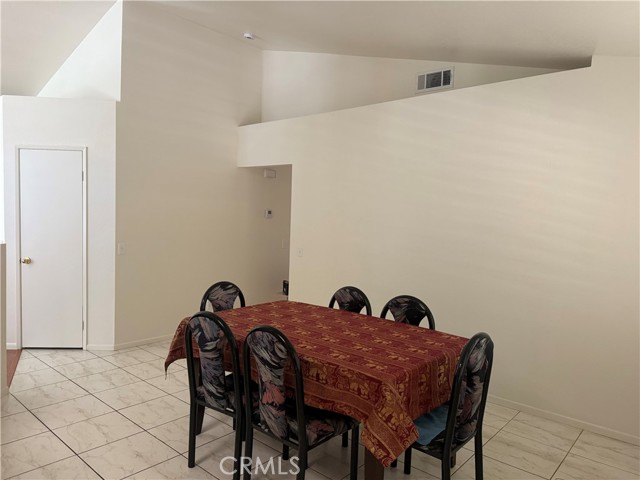 Detail Gallery Image 15 of 28 For 416 S Tamarisk Ave, Rialto,  CA 92376 - 4 Beds | 2 Baths