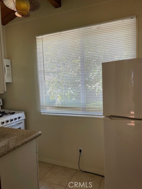1702 1st Street, Duarte CA: https://media.crmls.org/medias/f4327e8c-8e6d-4eee-b1af-287175d222db.jpg